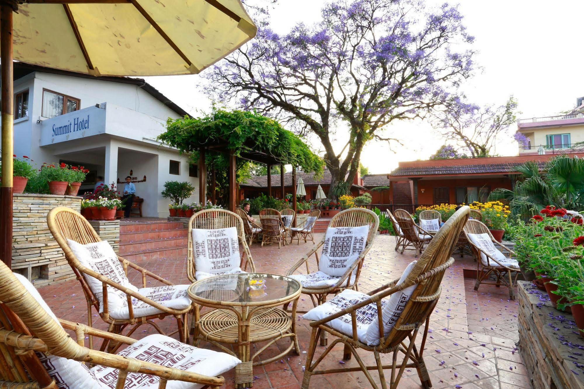 Summit Hotel Lalitpur Exterior foto